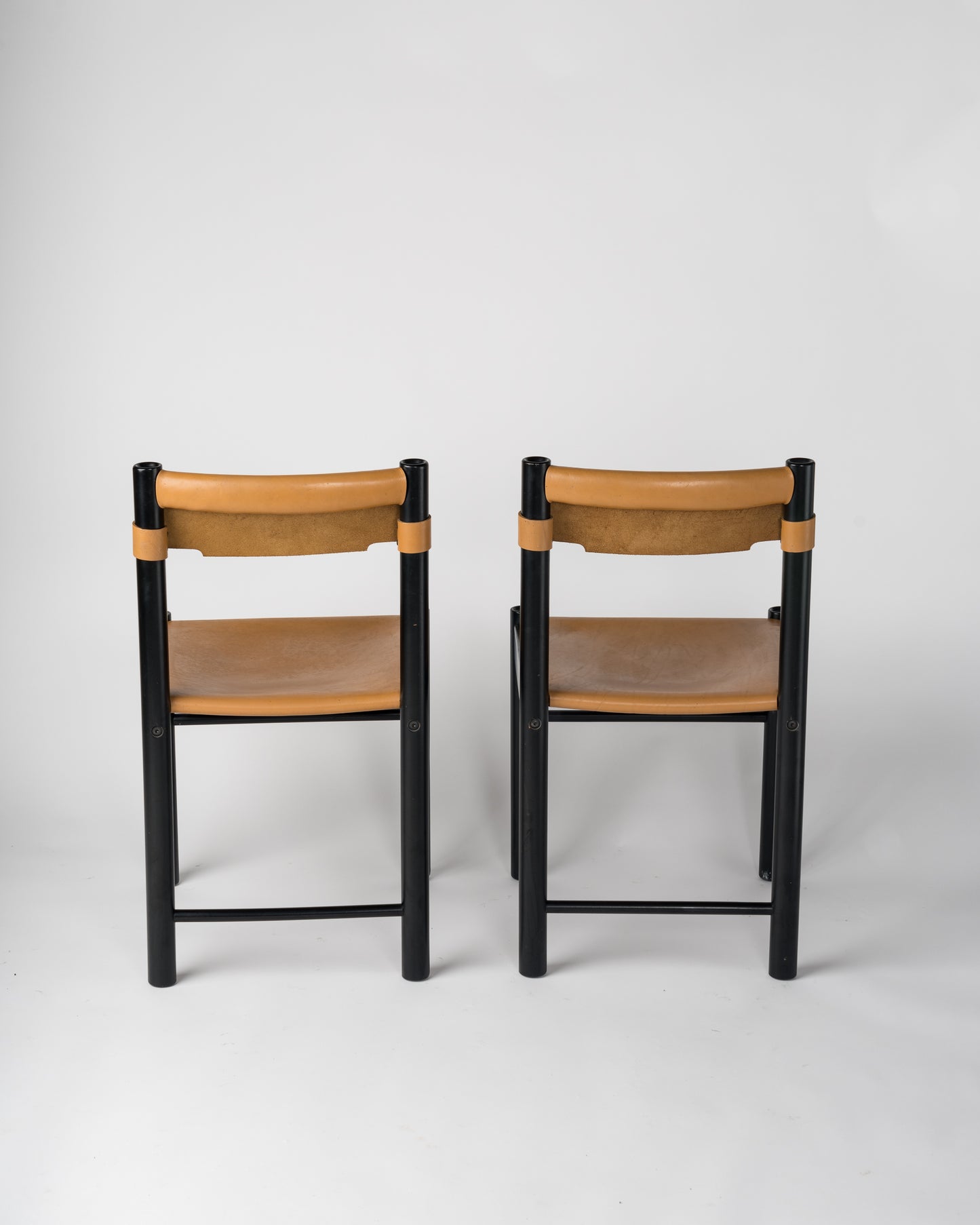 Early 1980s Thick Leather and Lacquered Wood Chairs by Ibisco Sedie