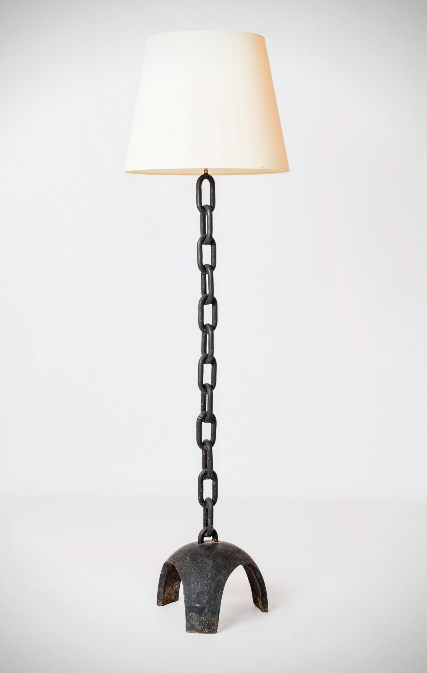 Brutalist Cast Iron & Marine Chain Links Floor Lamp - France 1970's