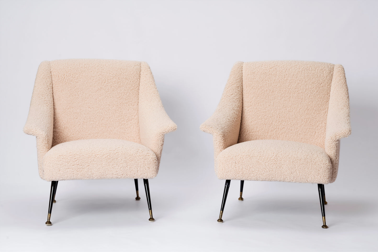 Pair of Creme Bouclé Italian Armchairs with Black and Brass Feet, Italy, 1960s