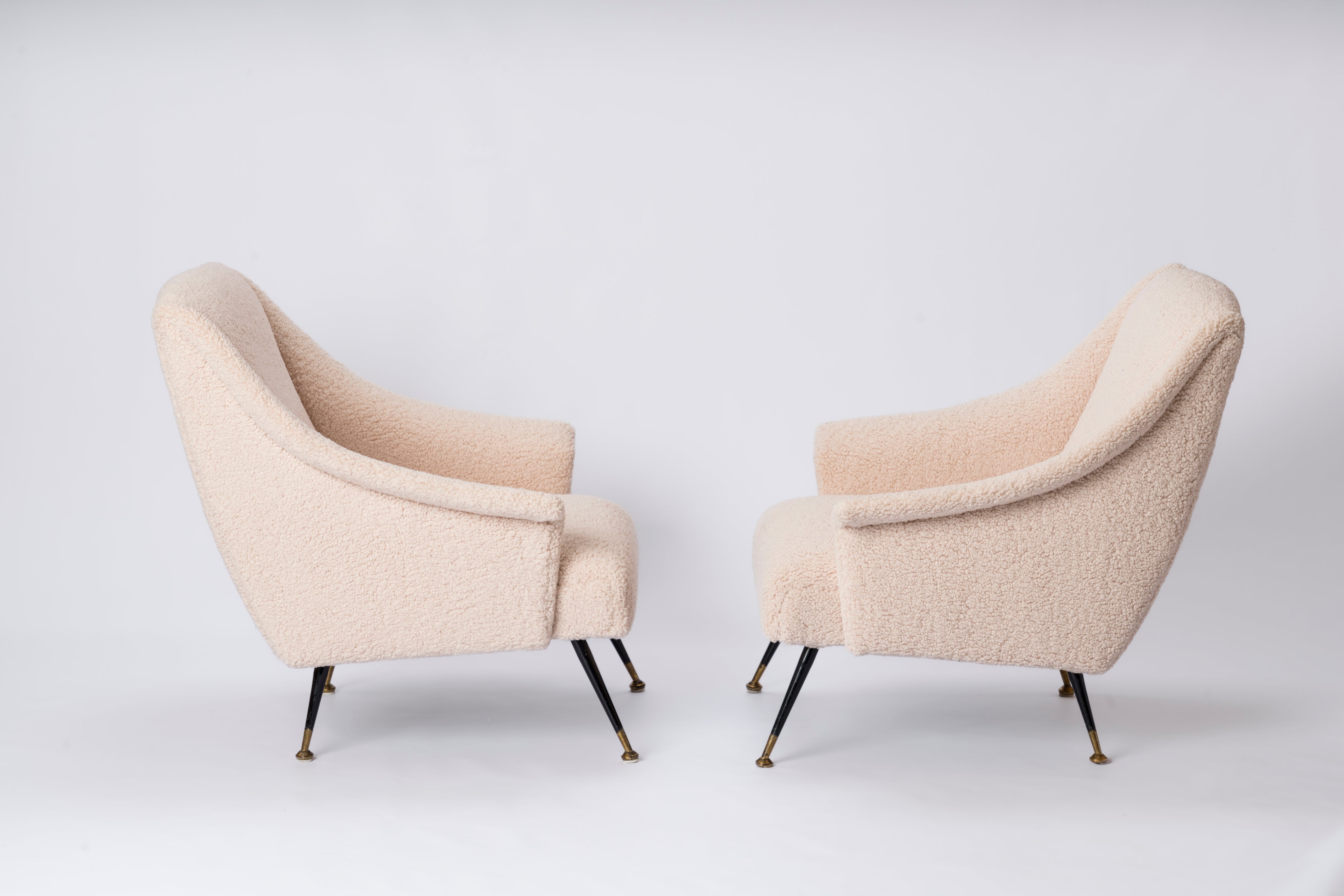 Pair of Creme Bouclé Italian Armchairs with Black and Brass Feet, Italy, 1960s