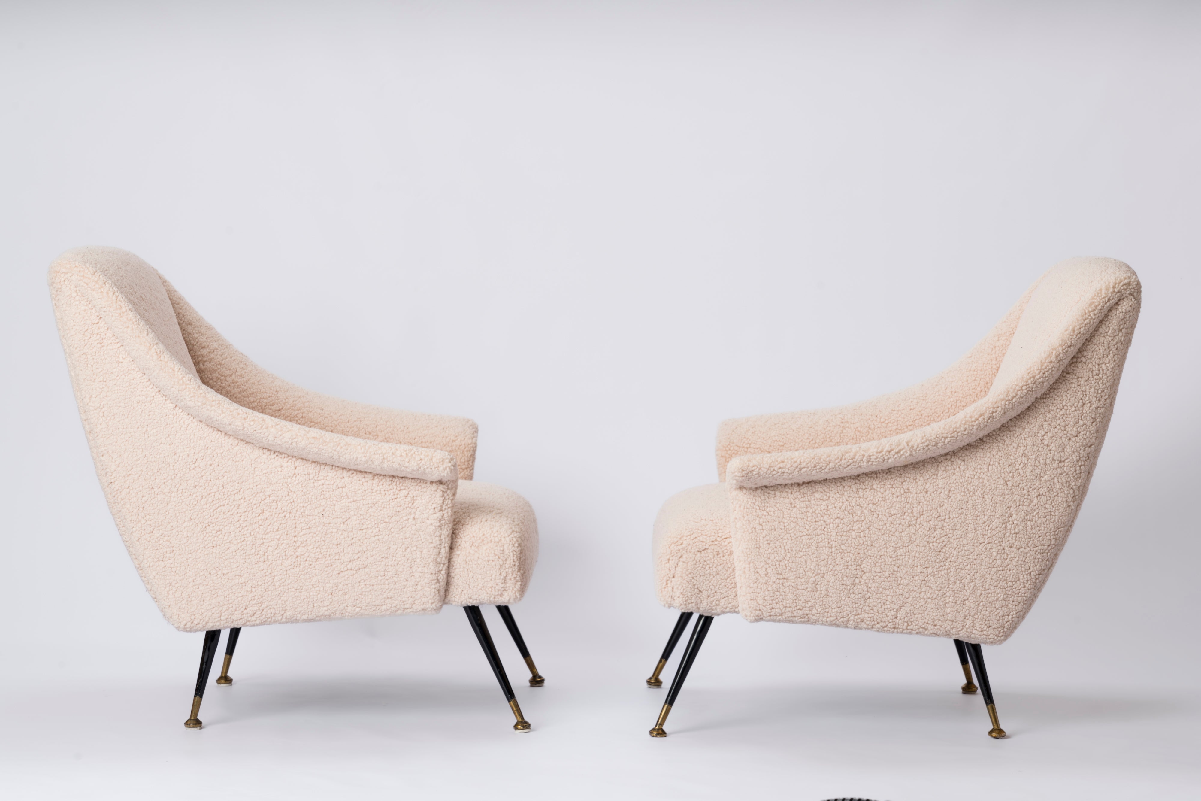 Pair of Creme Bouclé Italian Armchairs with Black and Brass Feet, Italy, 1960s