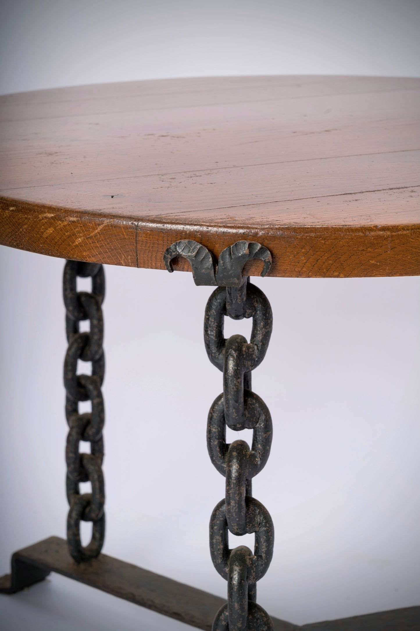 Brutalist Black Welded Chain and Solid Tinted Oak Top Side Table - France 1970s