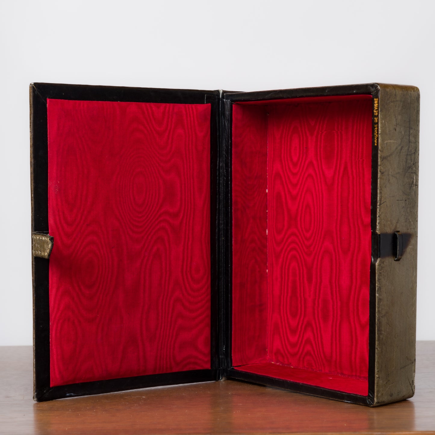 Decorative Box in Dark Gray Leather w. Ceramic Mascaron - France 1960's