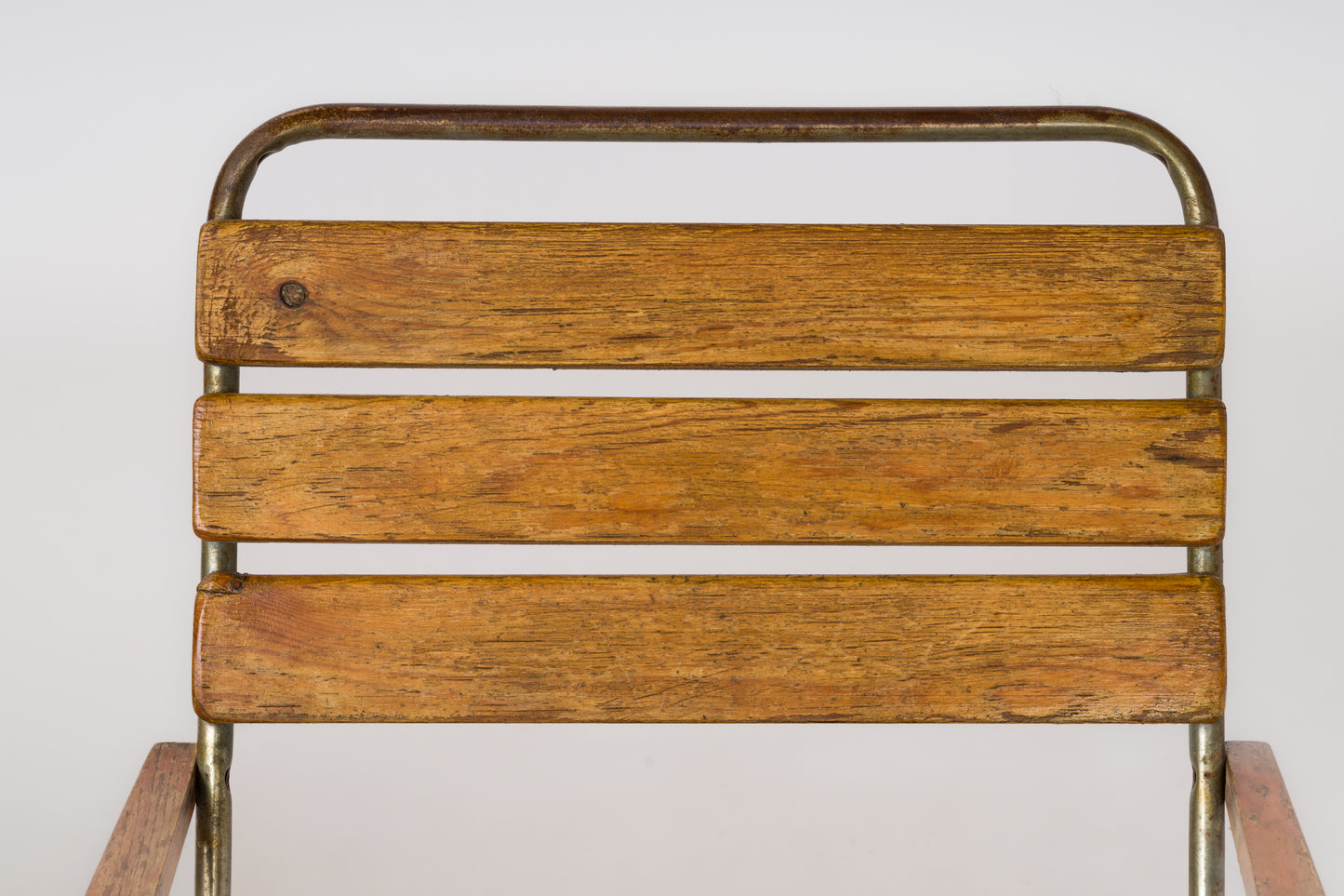 Pair of Folding "Portefeuille" Beech Slats & Steel Chairs - France 1960's