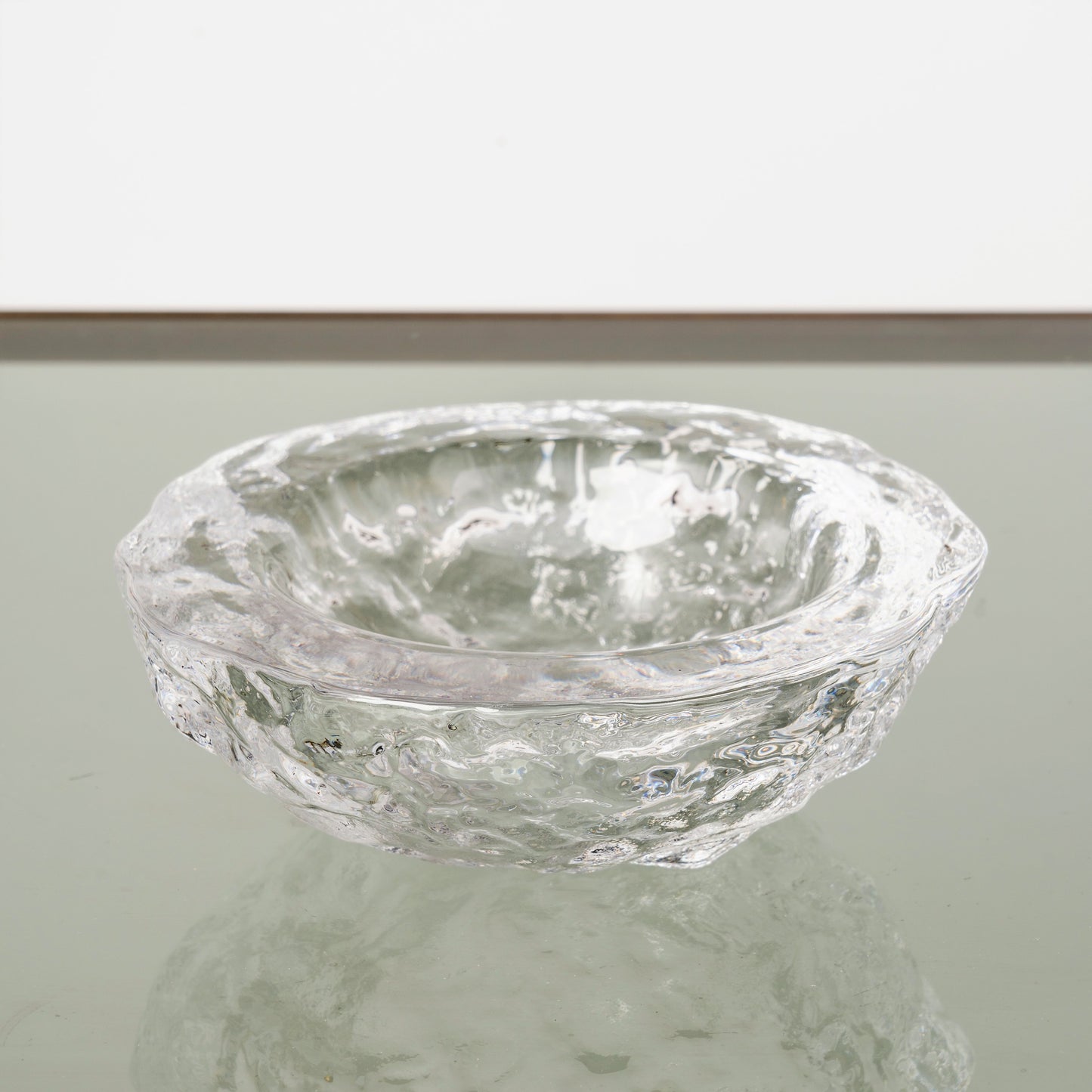 Signed Decorative Leaf Shaped Daum Crystal Vide-Poches, France, 1970's