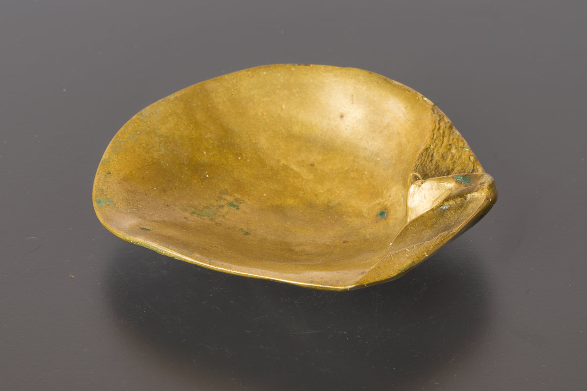 Solid Bronze Oyster Shaped Vide Poche att. Monique Gerber - France 1970's