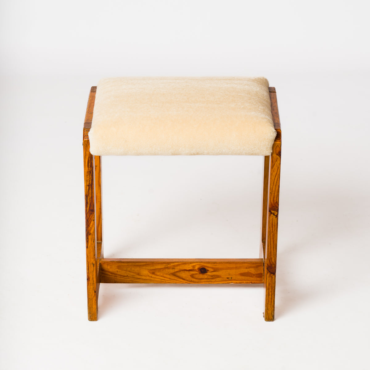 "Mobilier de Montagne" Pinewood and Cream Mohair Bench - France 1970's