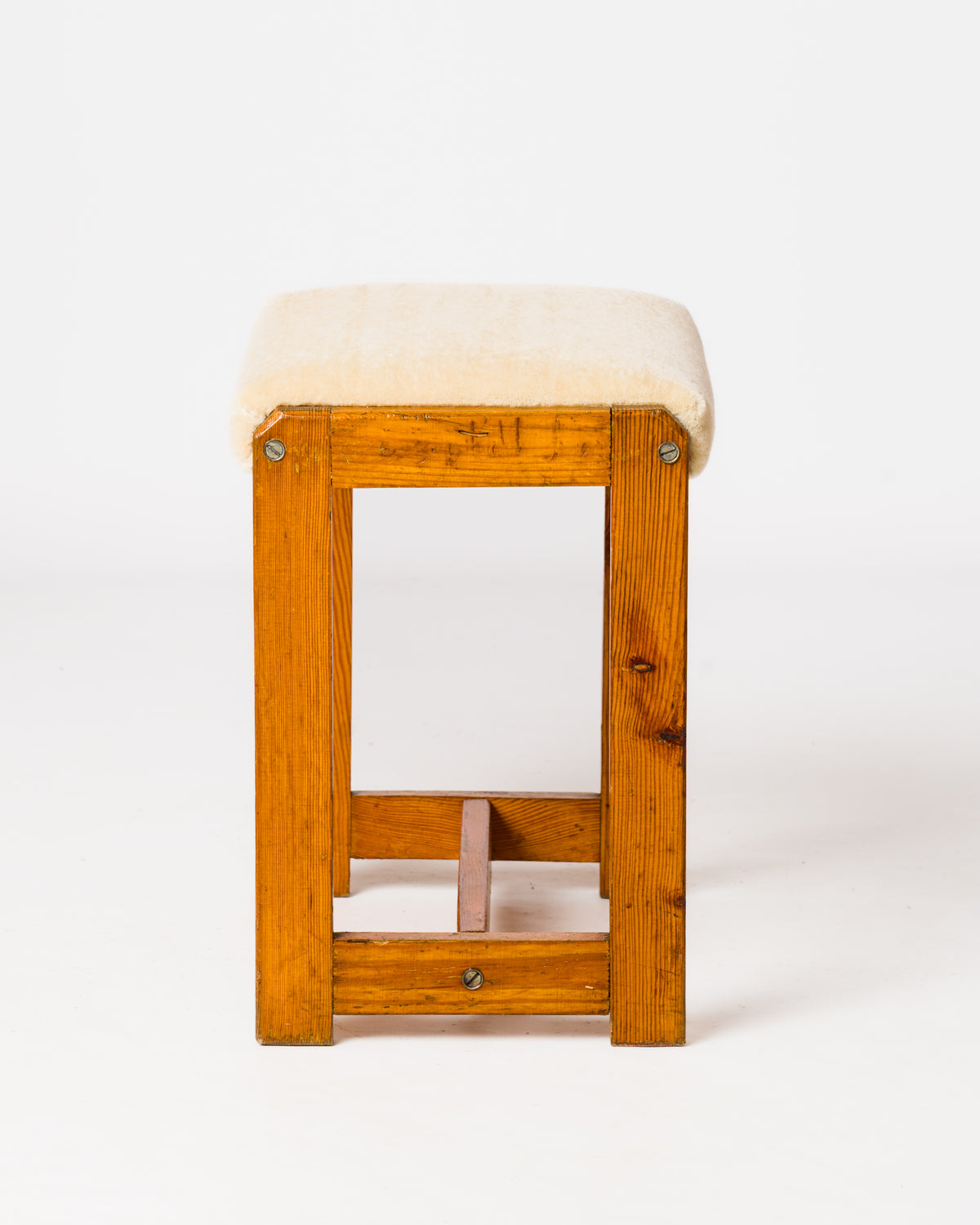 "Mobilier de Montagne" Pinewood and Cream Mohair Bench - France 1970's