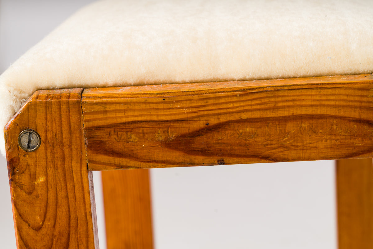 "Mobilier de Montagne" Pinewood and Cream Mohair Bench - France 1970's