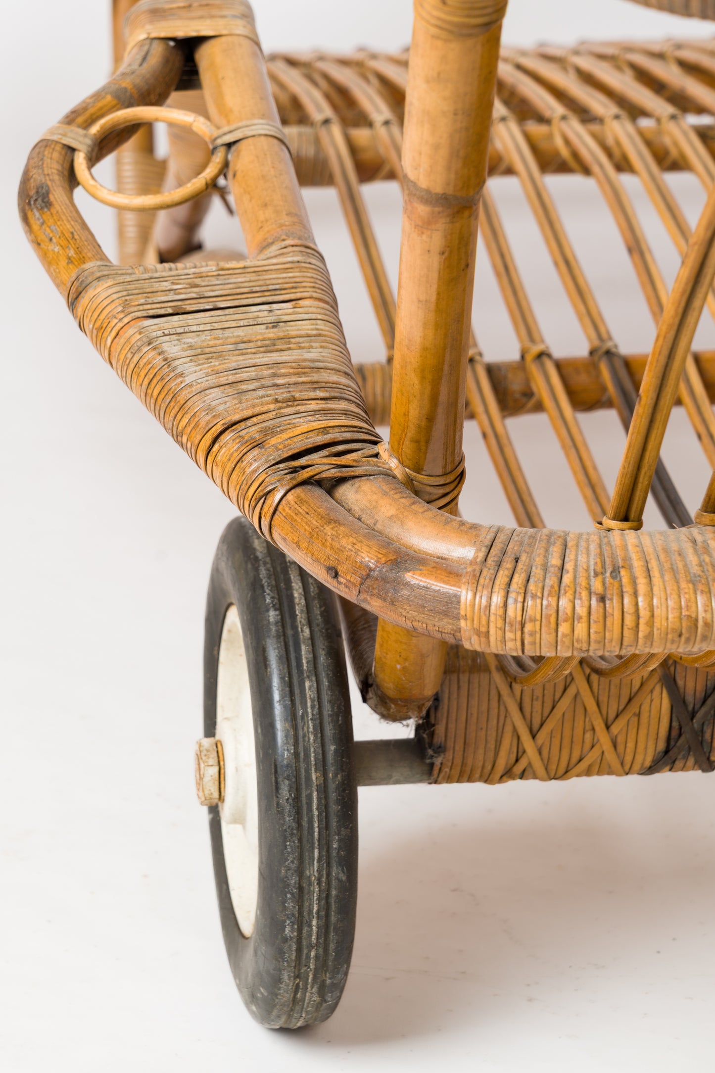 Rattan "Chaise-Longue" Pool Lounger With Original Rubber Casters - France 1950's