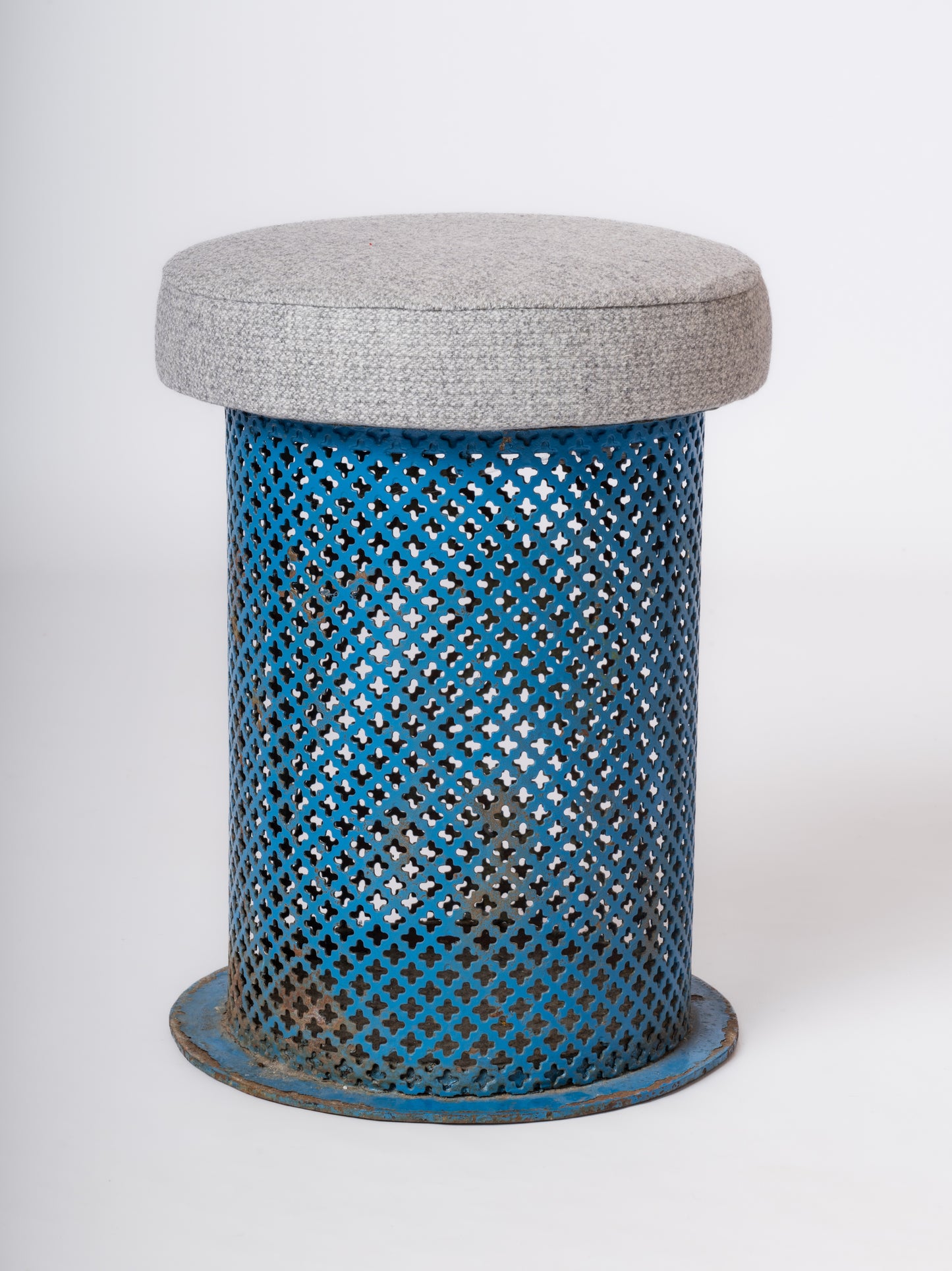 Stool In Blue Metal Mesh w. Openwork Design at. Mathieu Matégot - France 1960's