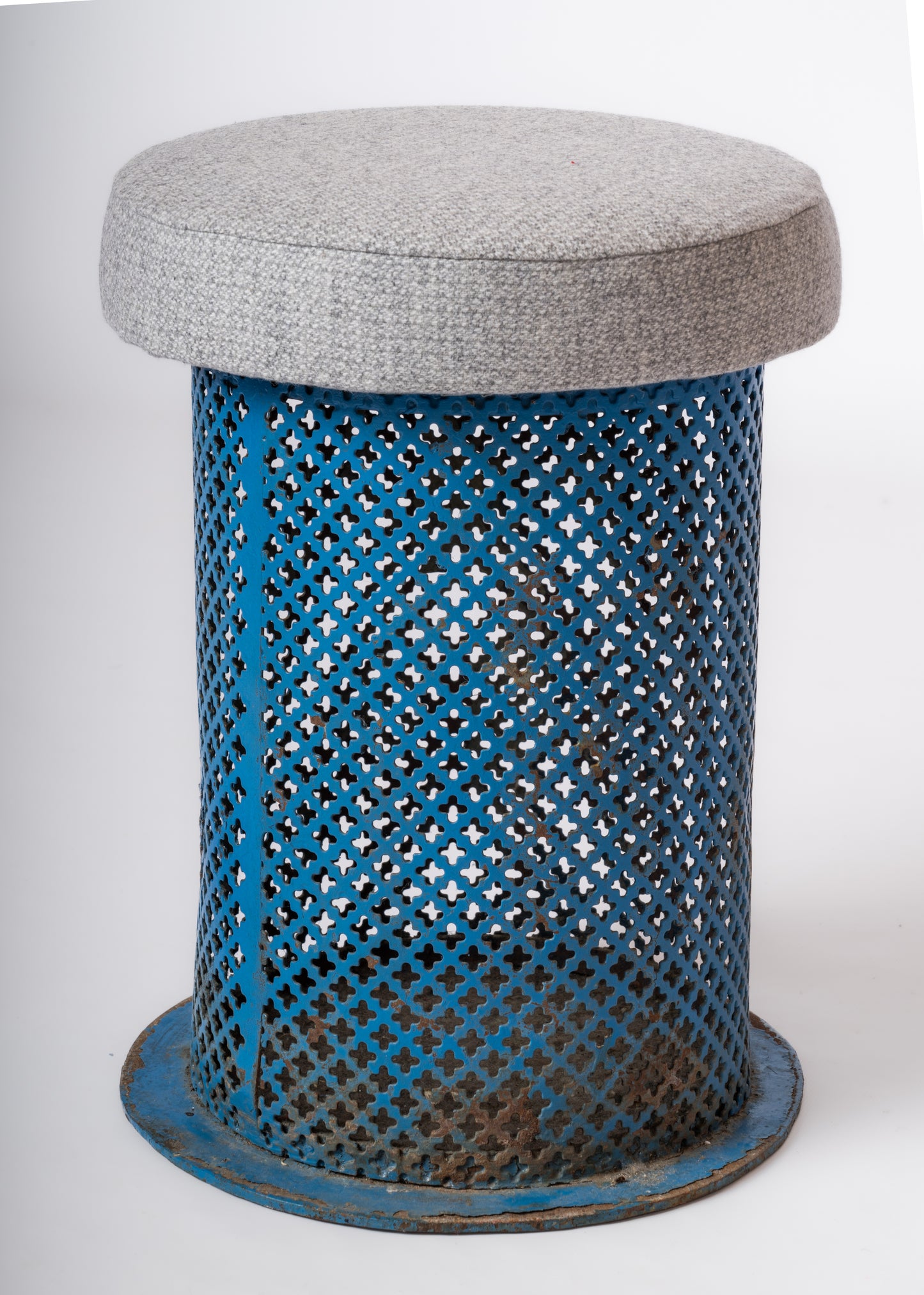 Stool In Blue Metal Mesh w. Openwork Design at. Mathieu Matégot - France 1960's
