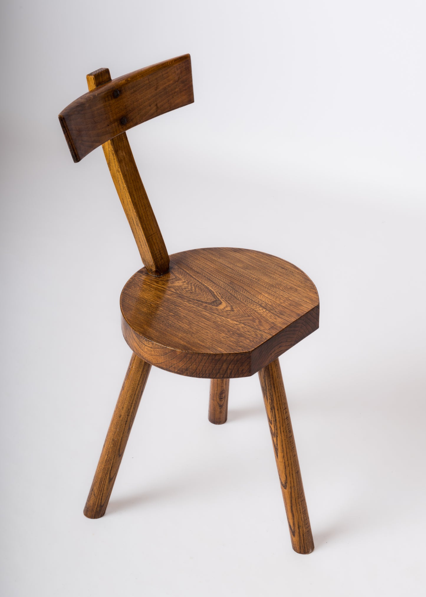 Single Stained Oak Tripod Chair in the Style of Olavi Hanninen - France 1950's