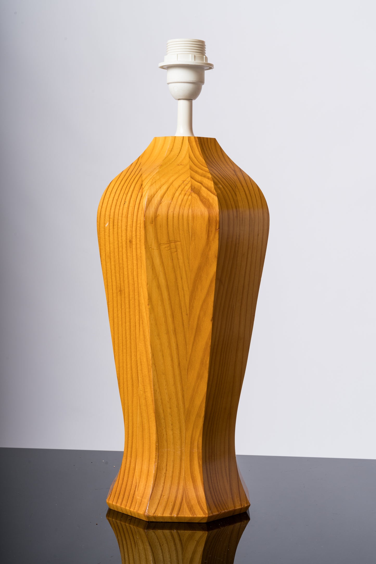 Tall Ogive Shaped Faceted Pine Wood Lamp - France 1980's