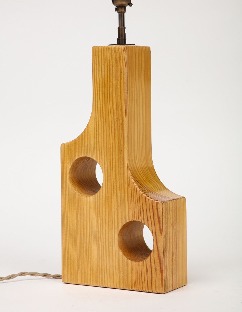 Gomariz Pinewood Table Lamp by Facto Atelier Paris